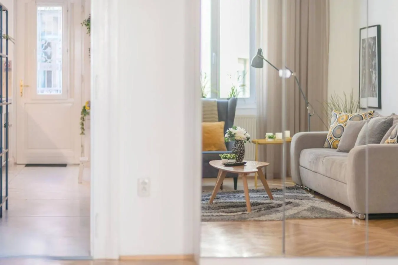 Sunny Penthouse At The Boulevard Budapest